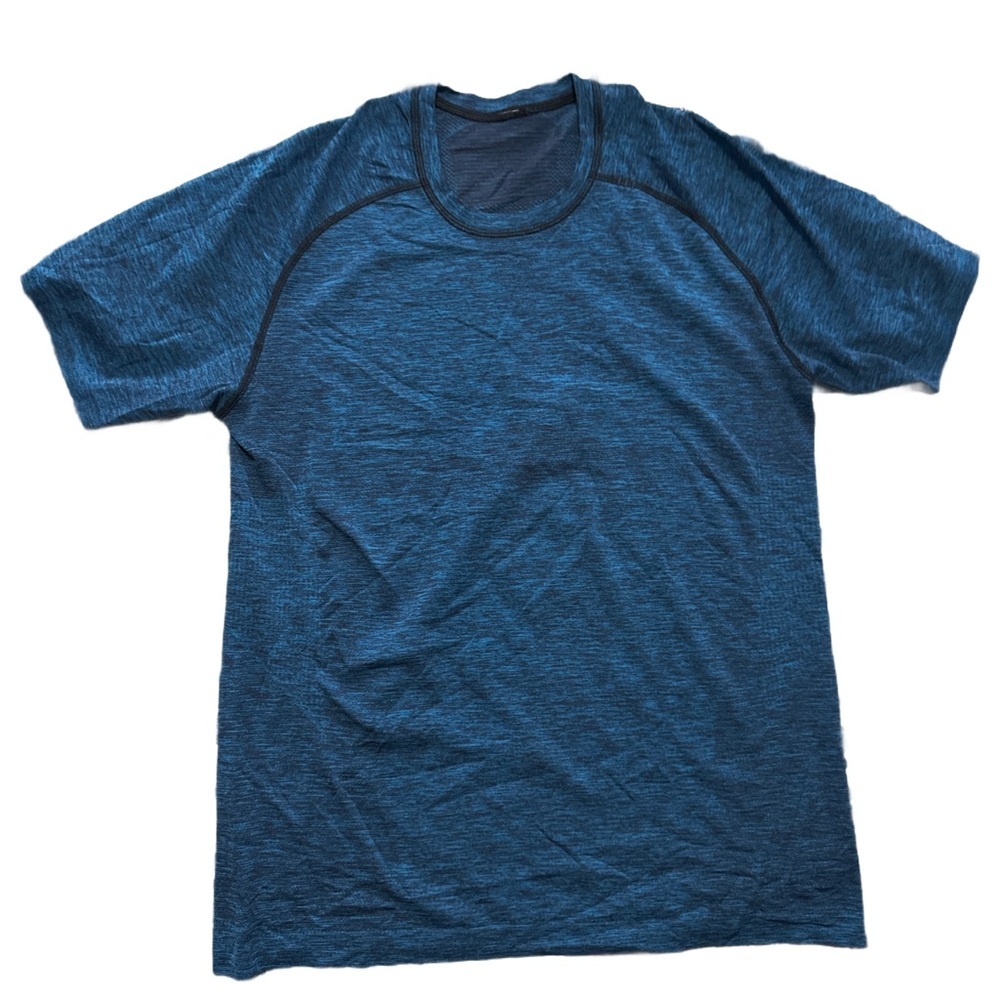 Lululemon Men’s Heathered Black and Blue Metal Vent Tech Medium Activewear